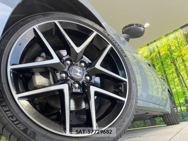 Honda CIVIC 2024-06 8361809-8