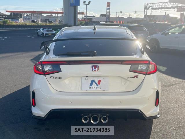 Honda CIVIC 2025-05 8362422-15
