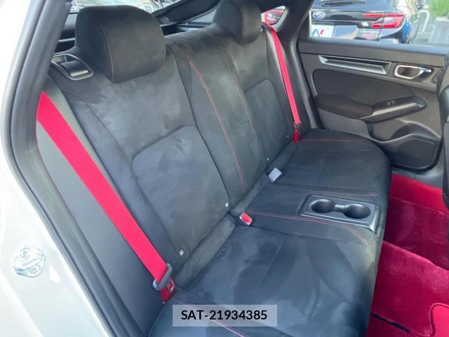 Honda CIVIC 2025-05 8362422-7
