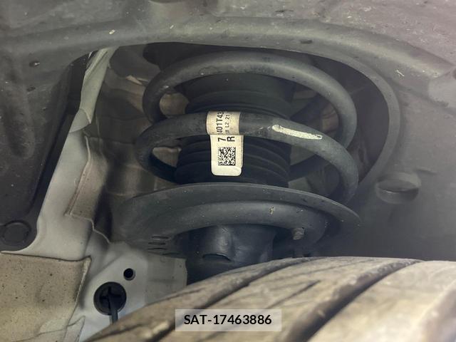 Honda CIVIC 2021-10 8362802-19
