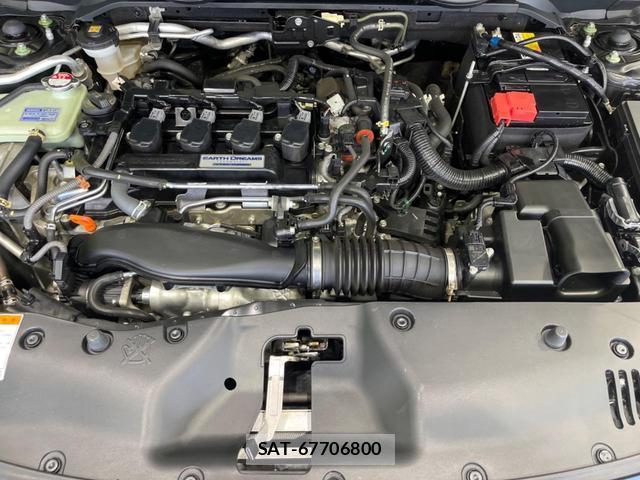 Honda CIVIC 2018-02 8363472-17