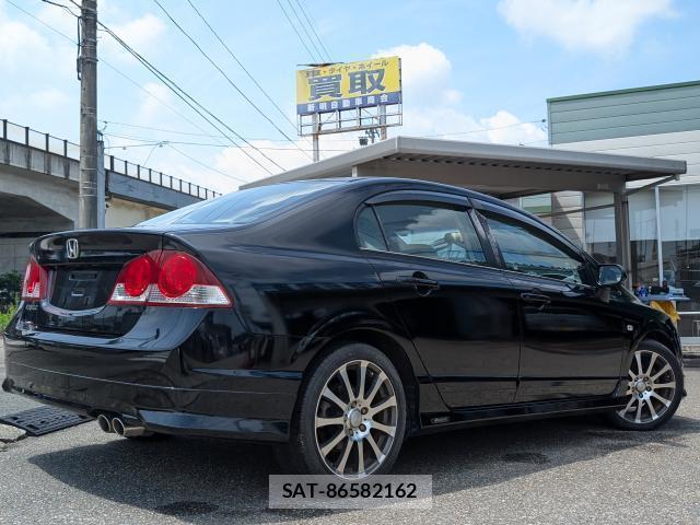Honda CIVIC 2005-11 8363686-11