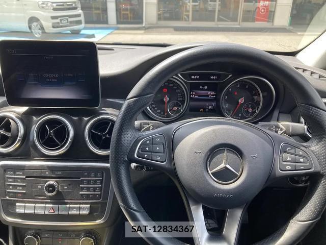 Mercedes Benz CLA-CLASS 2018-01 8360696-11