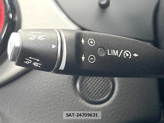 Mercedes Benz CLA-CLASS 2016-05 8361484-3