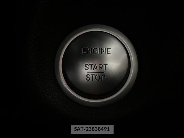 Mercedes Benz CLA-CLASS 2015-12 8363540-14