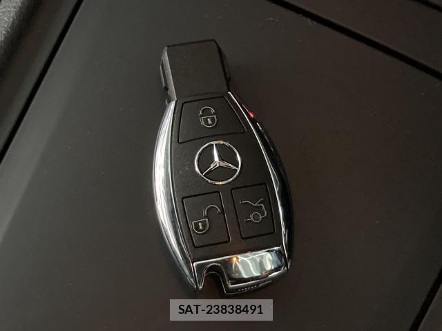 Mercedes Benz CLA-CLASS 2015-12 8363540-15