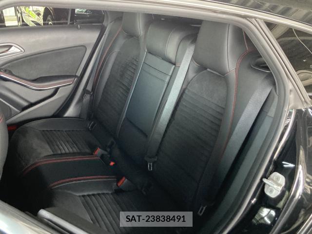 Mercedes Benz CLA-CLASS 2015-12 8363540-18