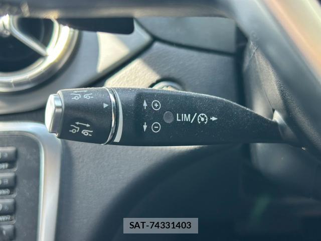 Mercedes Benz CLA-CLASS 2014-05 8360939-8
