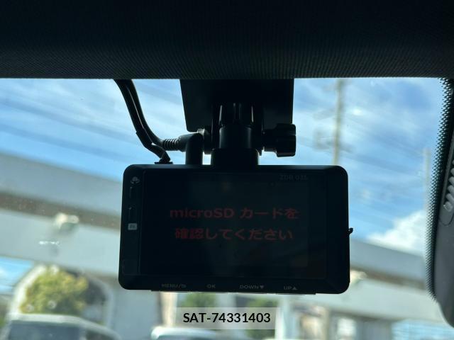 Mercedes Benz CLA-CLASS 2014-05 8360939-9