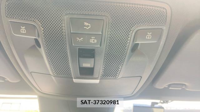Mercedes Benz CLA-CLASS 2018-12 8361714-5