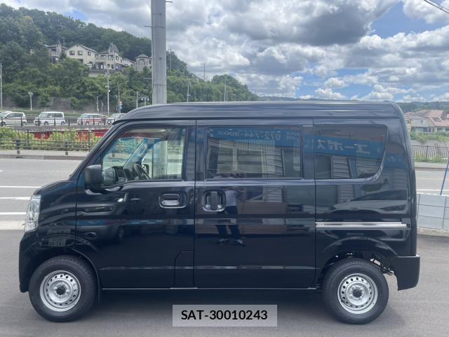Nissan CLIPPER VAN 2026-07 8362521-7