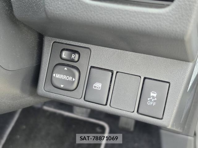 Toyota Copen 2020-09 8363517-18