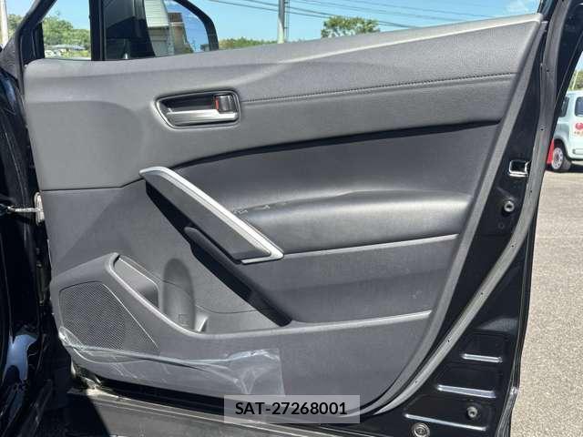 Toyota COROLLA CROSS 2022-05 8363235-12