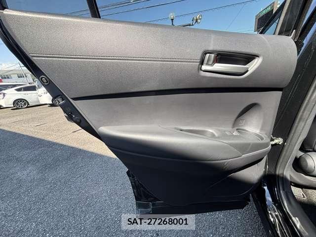 Toyota COROLLA CROSS 2022-05 8363235-14