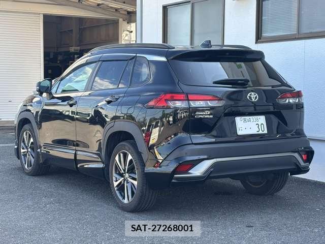 Toyota COROLLA CROSS 2022-05 8363235-4
