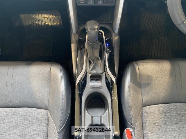 Toyota COROLLA CROSS 2021-09 8363349-11