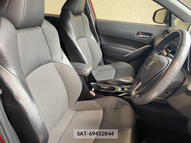 Toyota COROLLA CROSS 2021-09 8363349-6