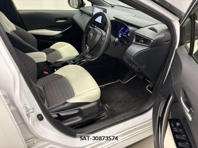 Toyota COROLLA TOURING 2022-02 8362123-5