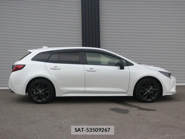 Toyota COROLLA TOURING 2022-02 8362184-3
