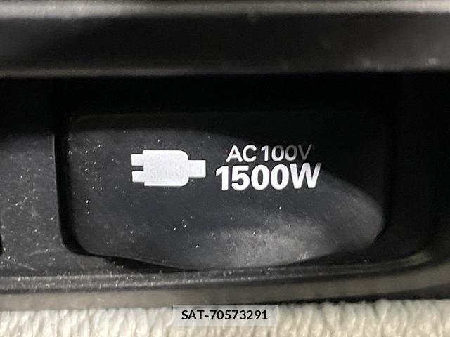 Toyota COROLLA TOURING 2021-04 8362334-2