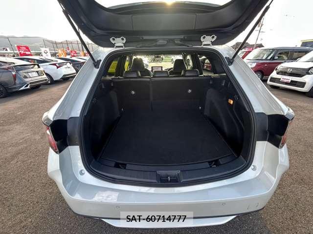 Toyota COROLLA TOURING 2020-09 8363200-18