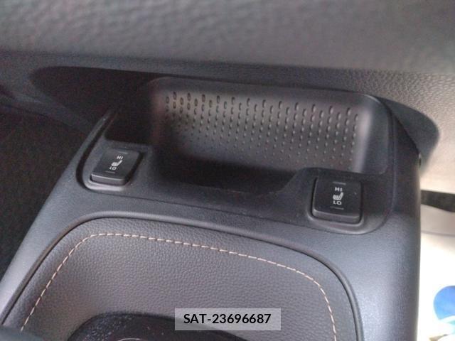 Toyota COROLLA 2021-06 8360577-5