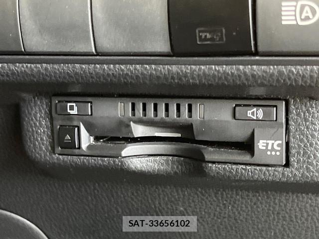 Toyota COROLLA 2022-05 8362800-6
