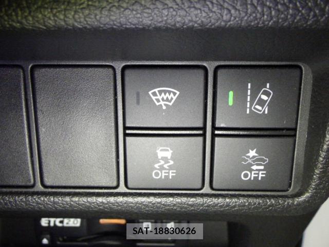 Honda CR-V HYBRID 2021-12 8363452-13