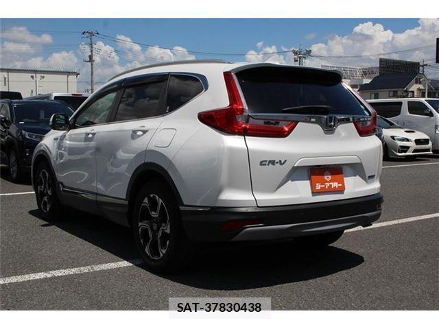 Honda CR-V 2019-03 8362963-11