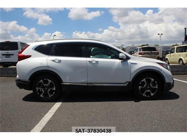 Honda CR-V 2019-03 8362963-14