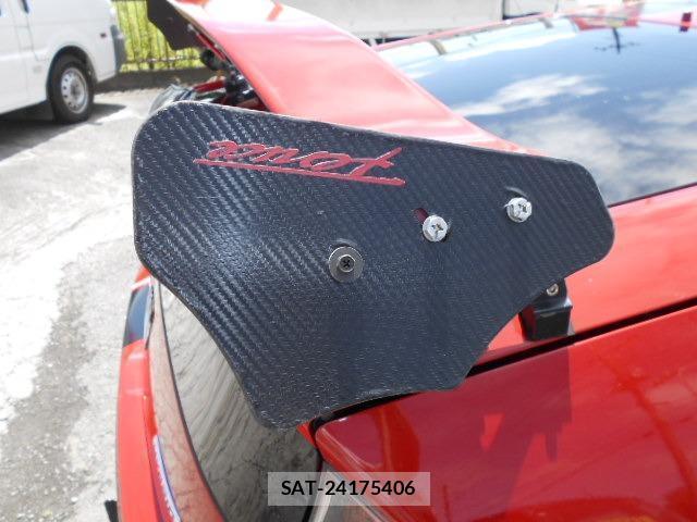 Honda CR-Z 2010-03 8363822-11