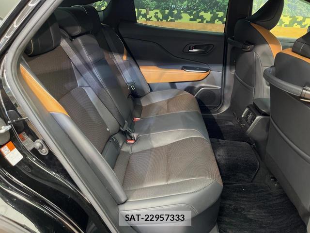 Toyota Crown Crossover 2022-12 8361666-10