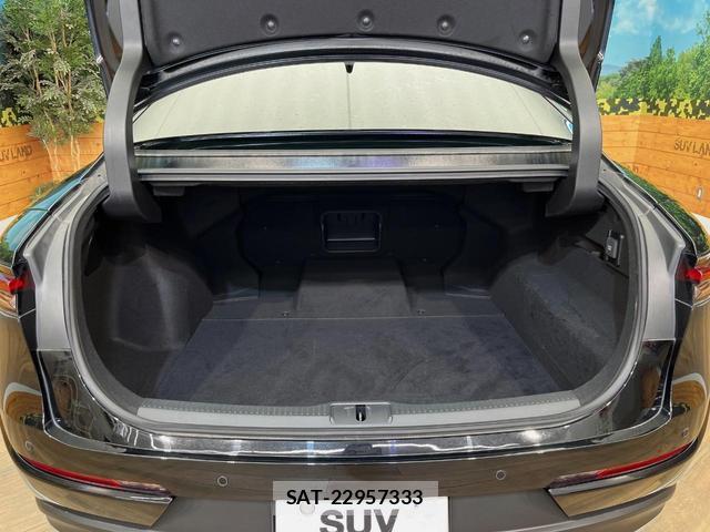 Toyota Crown Crossover 2022-12 8361666-11