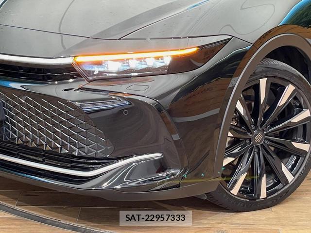 Toyota Crown Crossover 2022-12 8361666-12