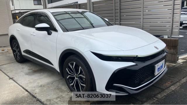 Toyota Crown Crossover 2023-01 8362198-11