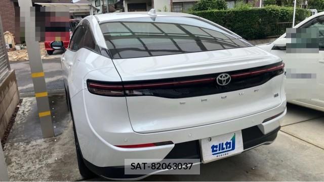 Toyota Crown Crossover 2023-01 8362198-13