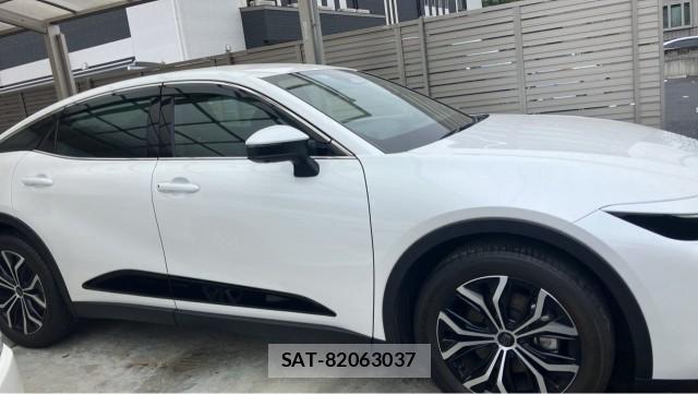 Toyota Crown Crossover 2023-01 8362198-3