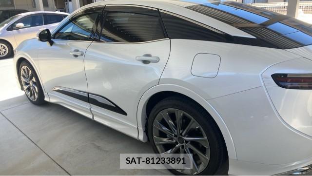 Toyota Crown Crossover 2022-10 8362300-10