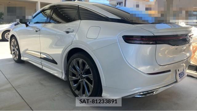 Toyota Crown Crossover 2022-10 8362300-13