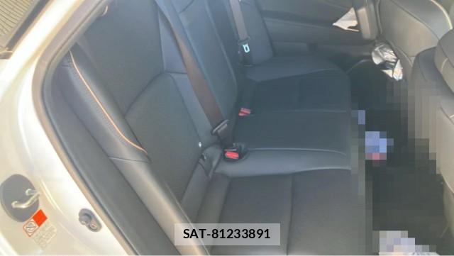 Toyota Crown Crossover 2022-10 8362300-6