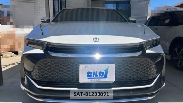 Toyota Crown Crossover 2022-10 8362300-9