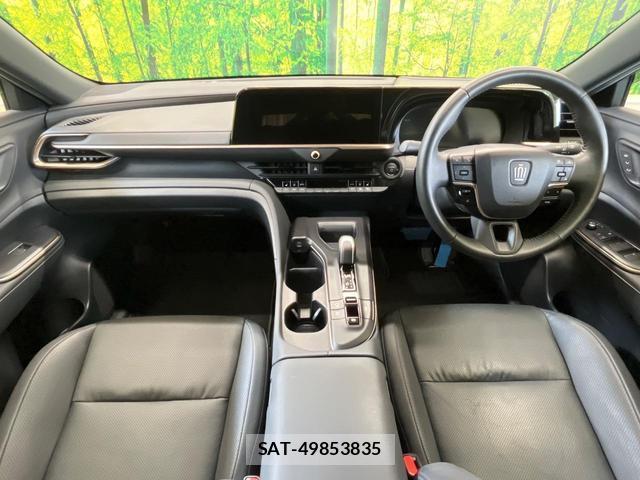 Toyota Crown Crossover 2023-04 8362801-1