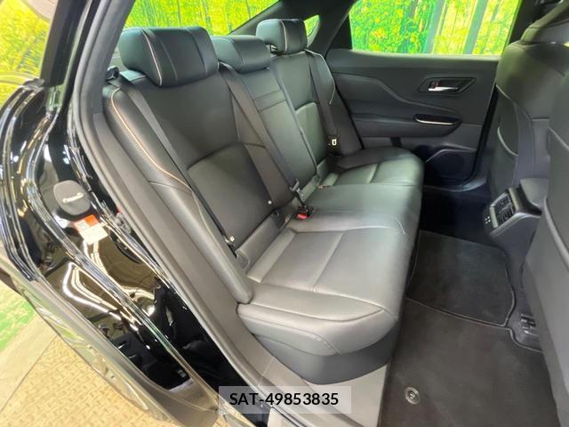 Toyota Crown Crossover 2023-04 8362801-8