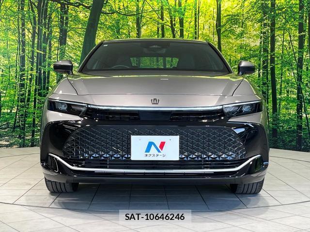 Toyota Crown Crossover 2023-09 8363084-13