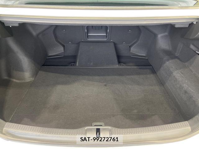 Toyota Crown Crossover 2023-06 8363480-9