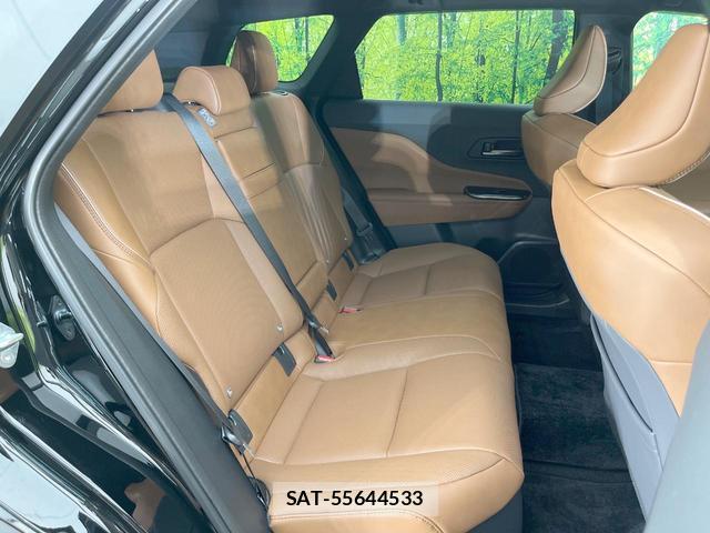 Toyota CROWN ESTATE 2025-09 8361792-8