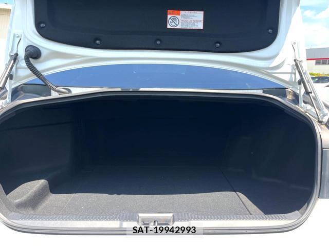 Toyota CROWN HYBRID 2021-12 8360632-11