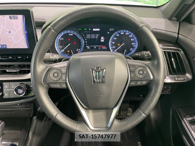 Toyota CROWN HYBRID 2021-07 8360699-10