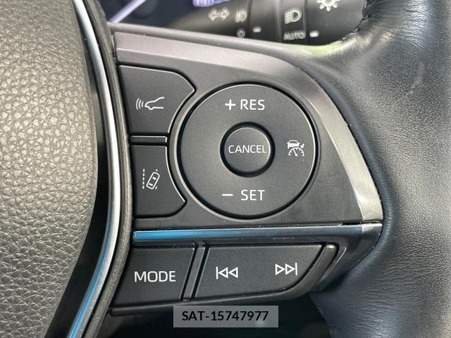 Toyota CROWN HYBRID 2021-07 8360699-5