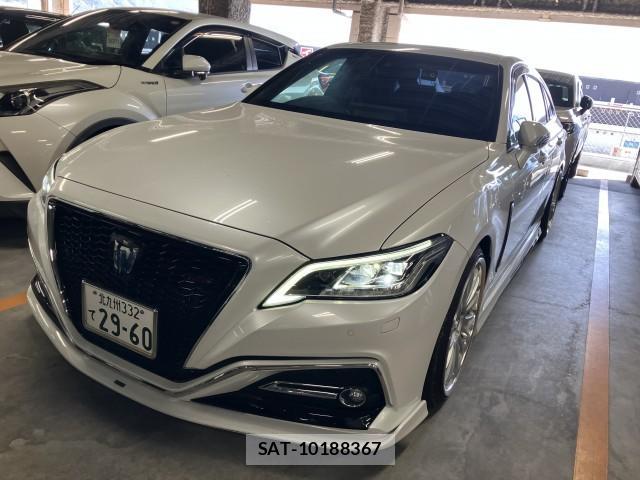 Toyota CROWN HYBRID 2020-12 8361033-1